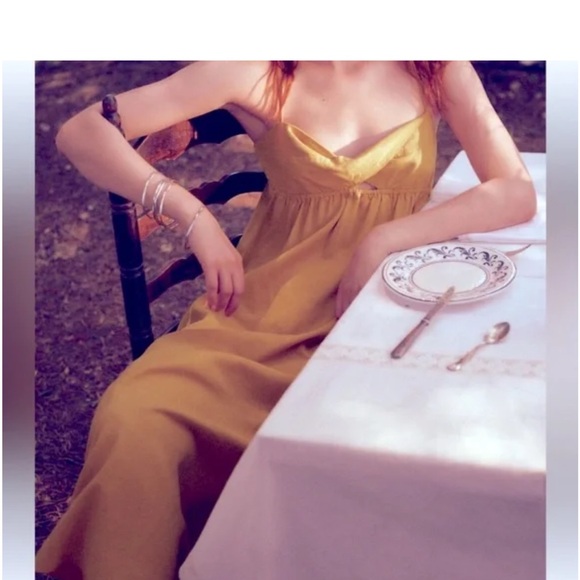 Zara linen bow strap dress. Size medium. NWT. Mustard yellow. - Picture 2 of 4